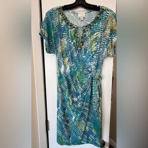 Elegant Blue and Green Patterned Jersey Dress